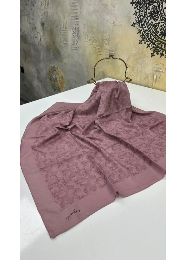 Süsen Gold Eşarp 18