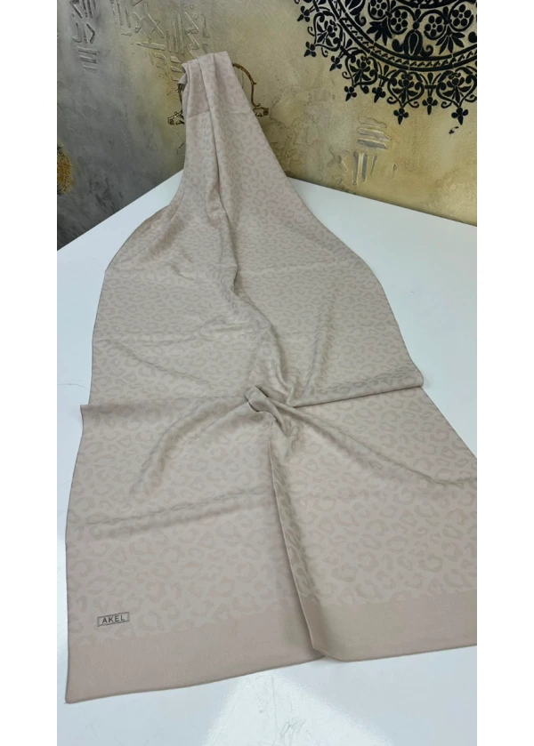 Cemre Akel Elegance Şal 4